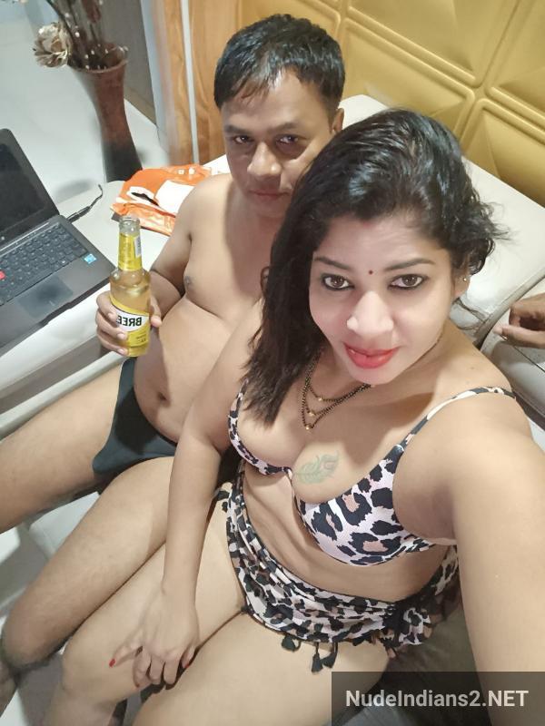 https://pub-5fcdf72a54cd4edbb03ec3edaa415a42.r2.dev/nakedleaks/provocative_pune_marathi_lady_mohini_shares_intimate_pictures_with_her_husband/22.jpg
