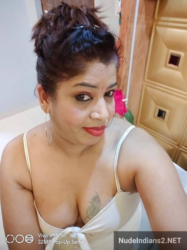 https://pub-5fcdf72a54cd4edbb03ec3edaa415a42.r2.dev/nakedleaks/provocative_pune_marathi_lady_mohini_shares_intimate_pictures_with_her_husband/38.jpg