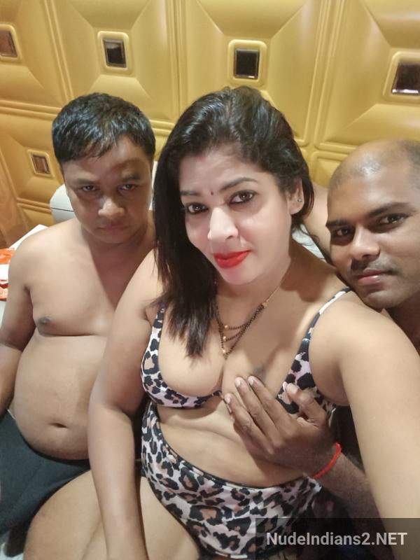 https://pub-5fcdf72a54cd4edbb03ec3edaa415a42.r2.dev/nakedleaks/provocative_pune_marathi_lady_mohini_shares_intimate_pictures_with_her_husband/4.jpg