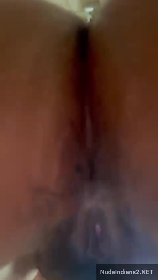 https://pub-5fcdf72a54cd4edbb03ec3edaa415a42.r2.dev/nakedleaks/punjabi_married_woman_simran's_revealing_display_to_former_boyfriend_gains_popularity/4.jpg