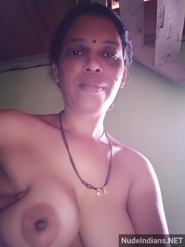 https://pub-5fcdf72a54cd4edbb03ec3edaa415a42.r2.dev/nakedleaks/racy_display_by_maharashtrian_lady_sujata/1.jpg