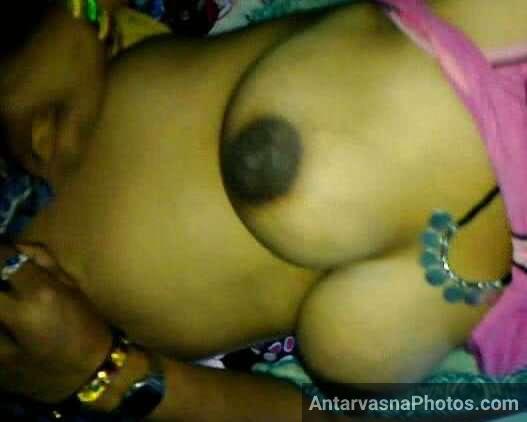 https://pub-5fcdf72a54cd4edbb03ec3edaa415a42.r2.dev/nakedleaks/rajasthani_milf_aunty's_nude_photos_in_the_bathroom/2.jpg