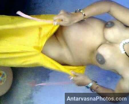 https://pub-5fcdf72a54cd4edbb03ec3edaa415a42.r2.dev/nakedleaks/rajasthani_milf_aunty's_nude_photos_in_the_bathroom/7.jpg