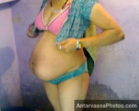 https://pub-5fcdf72a54cd4edbb03ec3edaa415a42.r2.dev/nakedleaks/rajasthani_milf_aunty's_nude_photos_in_the_bathroom/9.jpg
