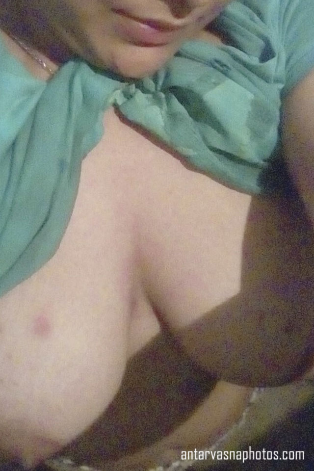 https://pub-5fcdf72a54cd4edbb03ec3edaa415a42.r2.dev/nakedleaks/razi's_revealing_photos/7.jpg
