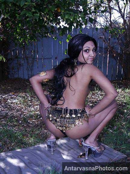 https://pub-5fcdf72a54cd4edbb03ec3edaa415a42.r2.dev/nakedleaks/ready_for_indian_prostitute_outdoor_encounter/3.jpg