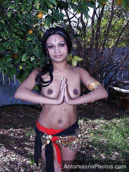 Ready for Indian Prostitute Outdoor Encounter