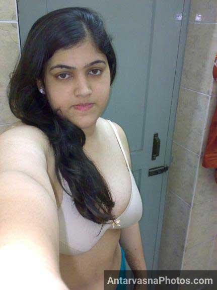 https://pub-5fcdf72a54cd4edbb03ec3edaa415a42.r2.dev/nakedleaks/rehana,_an_indian_girl's_captivating_selfie/2.jpg