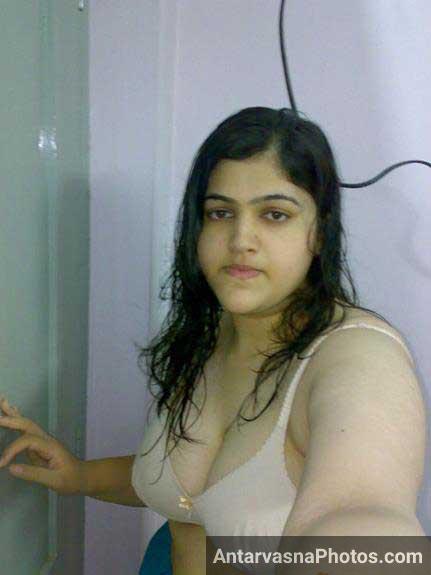 Rehana, an Indian girl's captivating selfie