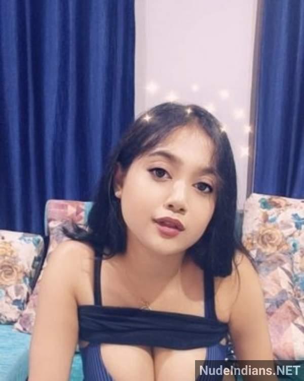 https://pub-5fcdf72a54cd4edbb03ec3edaa415a42.r2.dev/nakedleaks/renowned_desi_webcam_performers_lingerie_self-portrait_explicit_collection/33.jpg