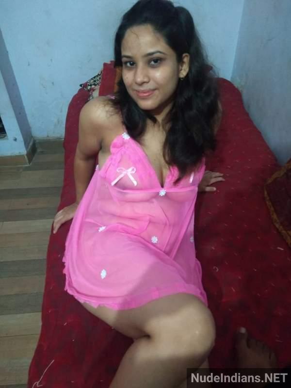 https://pub-5fcdf72a54cd4edbb03ec3edaa415a42.r2.dev/nakedleaks/revealed:_intimate_photos_of_indore_muslim_wife_surface_online/16.jpg
