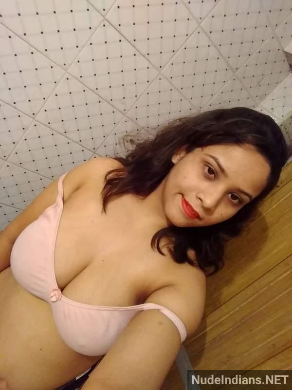 https://pub-5fcdf72a54cd4edbb03ec3edaa415a42.r2.dev/nakedleaks/revealed:_intimate_photos_of_indore_muslim_wife_surface_online/29.jpg