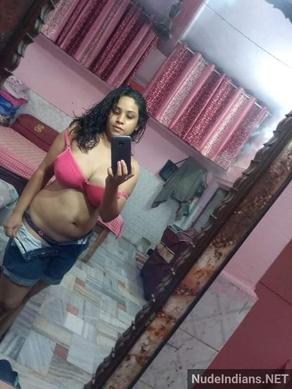 https://pub-5fcdf72a54cd4edbb03ec3edaa415a42.r2.dev/nakedleaks/revealed:_intimate_photos_of_indore_muslim_wife_surface_online/51.jpg