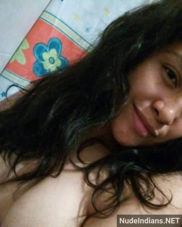 https://pub-5fcdf72a54cd4edbb03ec3edaa415a42.r2.dev/nakedleaks/revealed:_kanpur_girls'_sensational_nudes_on_the_internet/20.jpg