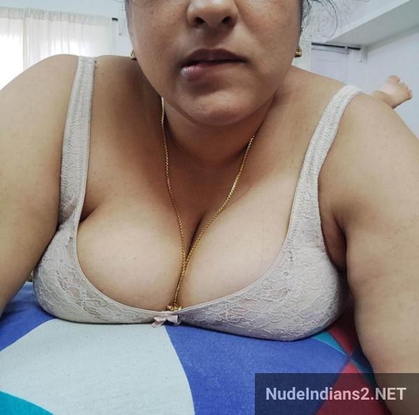 https://pub-5fcdf72a54cd4edbb03ec3edaa415a42.r2.dev/nakedleaks/revealed:_megha_nair's_intimate_photos_in_anantapur/1.jpg