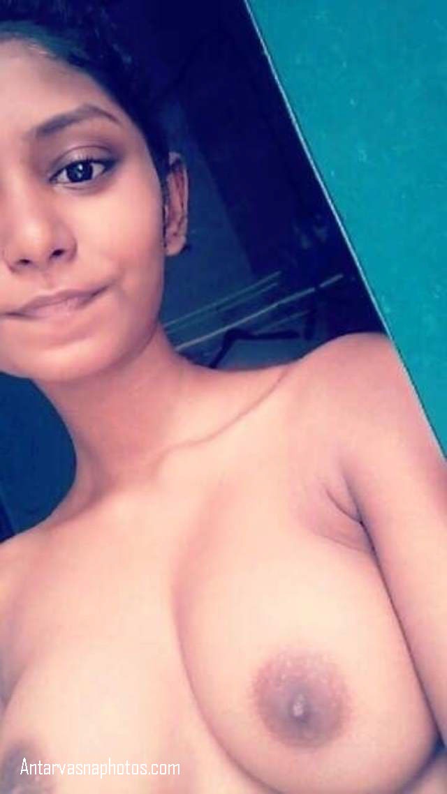 https://pub-5fcdf72a54cd4edbb03ec3edaa415a42.r2.dev/nakedleaks/revealed_images_of_south_indian_girl/0.jpg