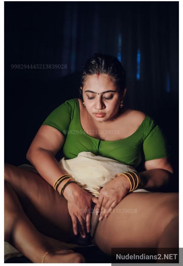 https://pub-5fcdf72a54cd4edbb03ec3edaa415a42.r2.dev/nakedleaks/revealing_malappuram_malayali_lady_shows_it_all/13.jpg