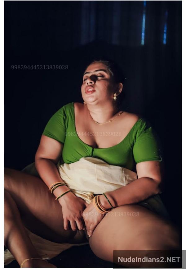 https://pub-5fcdf72a54cd4edbb03ec3edaa415a42.r2.dev/nakedleaks/revealing_malappuram_malayali_lady_shows_it_all/16.jpg