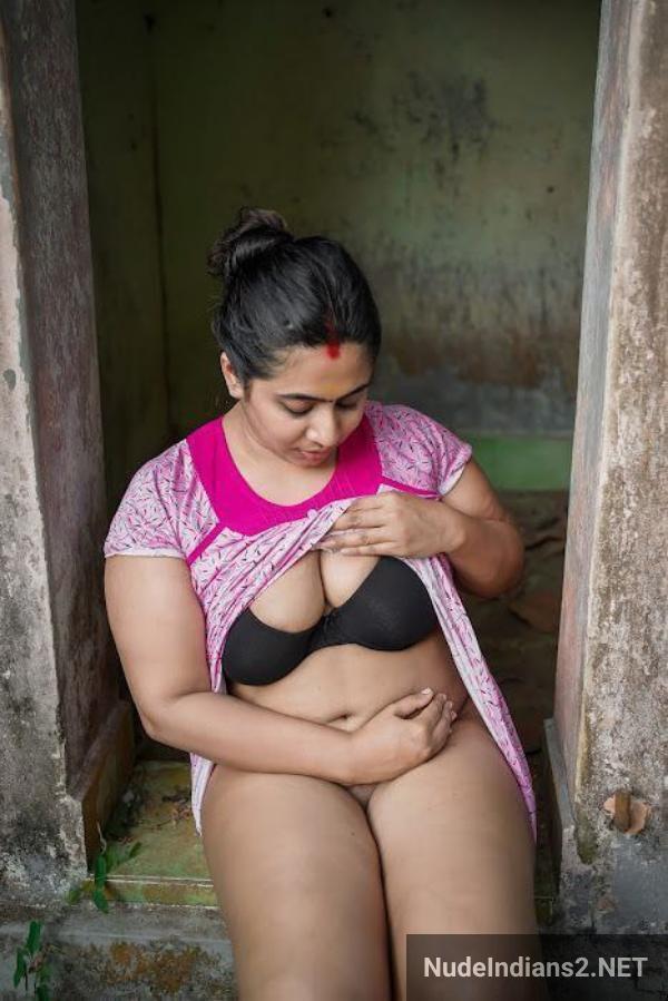 https://pub-5fcdf72a54cd4edbb03ec3edaa415a42.r2.dev/nakedleaks/revealing_malappuram_malayali_lady_shows_it_all/72.jpg