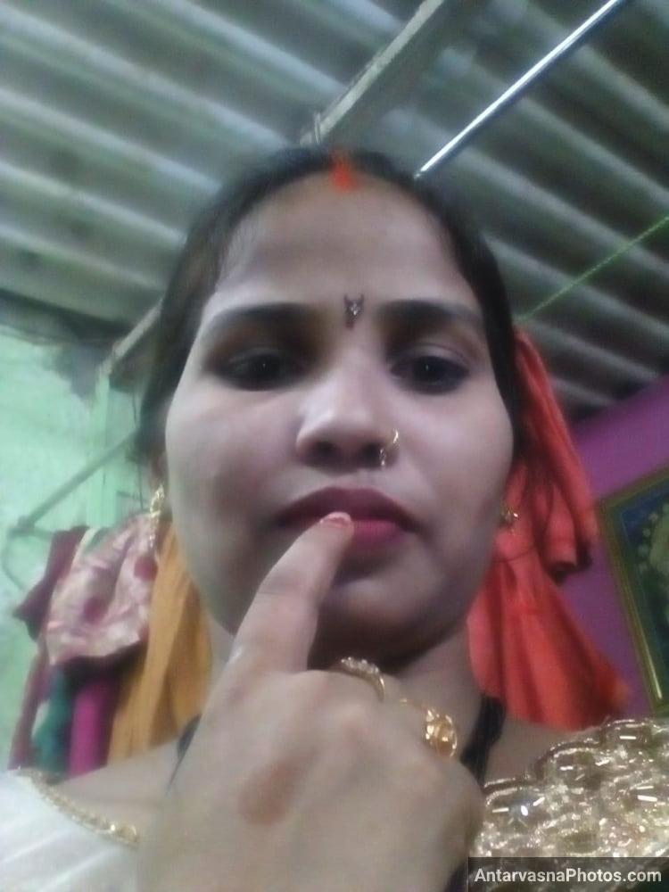https://pub-5fcdf72a54cd4edbb03ec3edaa415a42.r2.dev/nakedleaks/revealing_rajasthani_village_bhabhi_in_intimate_photos/1.jpg