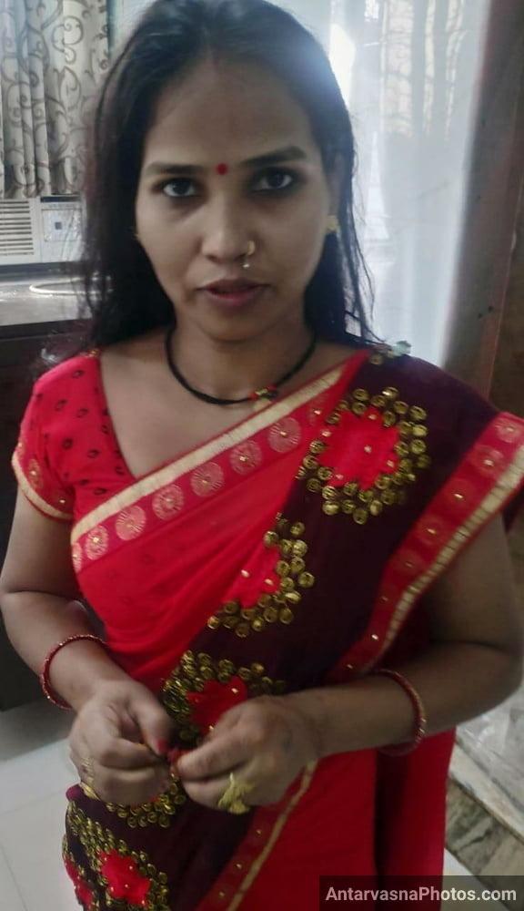 https://pub-5fcdf72a54cd4edbb03ec3edaa415a42.r2.dev/nakedleaks/revealing_rajasthani_village_bhabhi_in_intimate_photos/9.jpg
