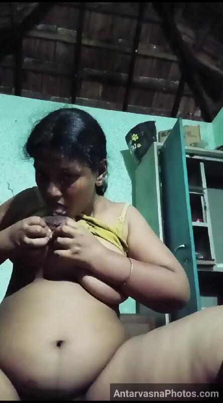 https://pub-5fcdf72a54cd4edbb03ec3edaa415a42.r2.dev/nakedleaks/rural_aunt's_nude_banana_sex_pictures/2.jpg