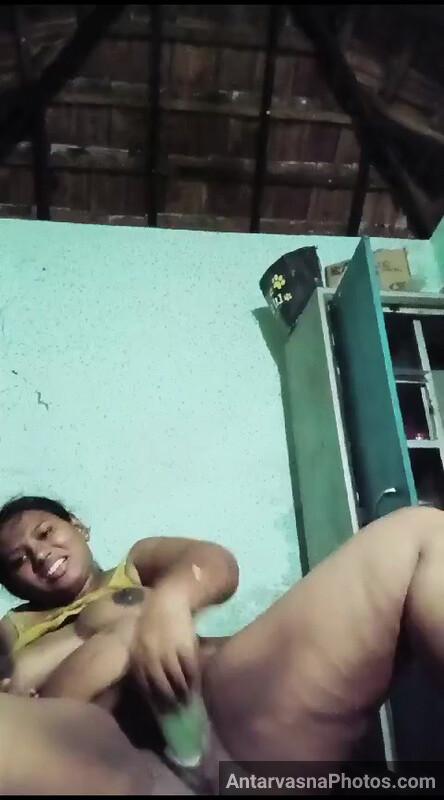 https://pub-5fcdf72a54cd4edbb03ec3edaa415a42.r2.dev/nakedleaks/rural_aunt's_nude_banana_sex_pictures/4.jpg