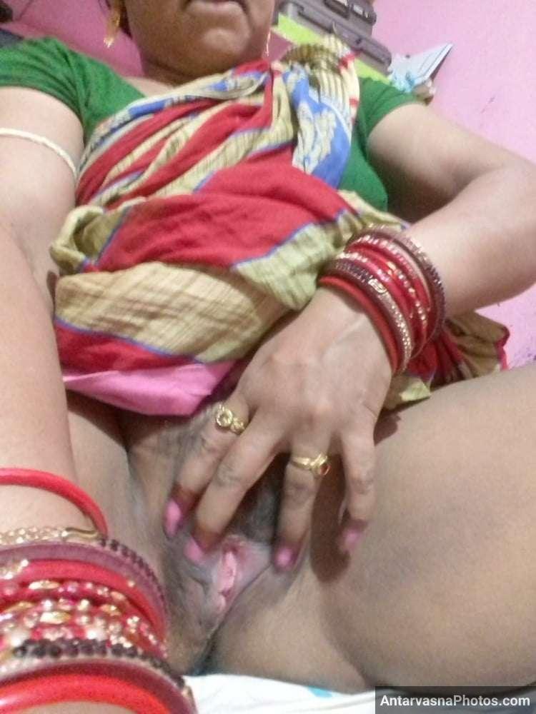 https://pub-5fcdf72a54cd4edbb03ec3edaa415a42.r2.dev/nakedleaks/rural_aunty_flaunts_big_boobs_and_uncovers_her_pussy_in_selfies/34.jpg