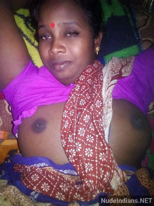 https://pub-5fcdf72a54cd4edbb03ec3edaa415a42.r2.dev/nakedleaks/rural_bhabhi_nude_photos_with_devar_in_intimate_moments/44.jpg