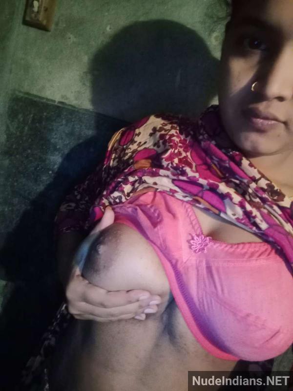 https://pub-5fcdf72a54cd4edbb03ec3edaa415a42.r2.dev/nakedleaks/rural_girlfriend's_surprise_-_desipapa_muslim_girl_shows_off_bust_in_pictures/11.jpg