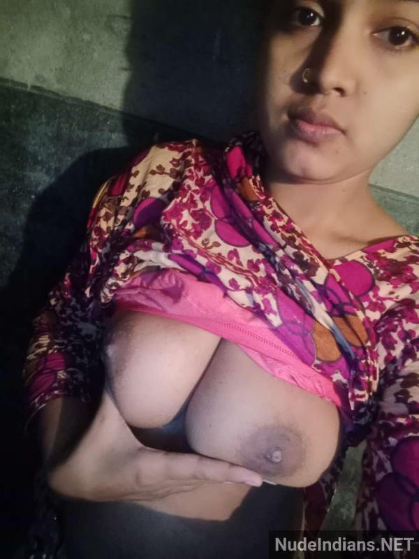 https://pub-5fcdf72a54cd4edbb03ec3edaa415a42.r2.dev/nakedleaks/rural_girlfriend's_surprise_-_desipapa_muslim_girl_shows_off_bust_in_pictures/16.jpg