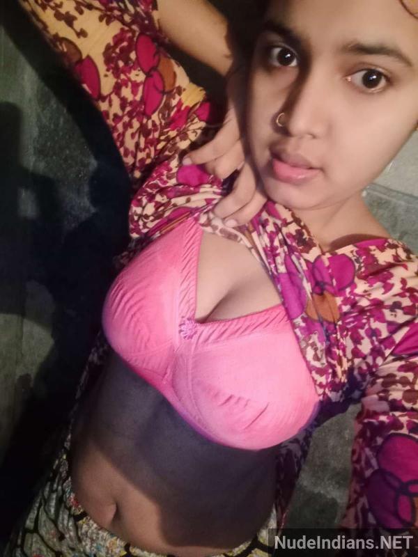 https://pub-5fcdf72a54cd4edbb03ec3edaa415a42.r2.dev/nakedleaks/rural_girlfriend's_surprise_-_desipapa_muslim_girl_shows_off_bust_in_pictures/18.jpg
