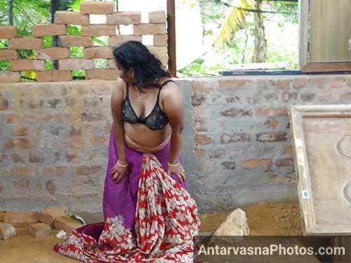 https://pub-5fcdf72a54cd4edbb03ec3edaa415a42.r2.dev/nakedleaks/rural_housemaid's_sensual_nude_dance/6.jpg