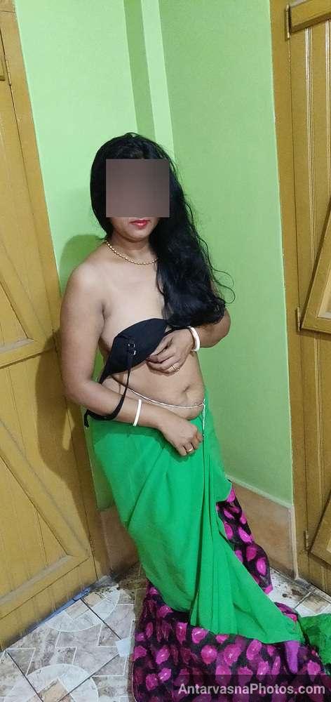 https://pub-5fcdf72a54cd4edbb03ec3edaa415a42.r2.dev/nakedleaks/rural_mature_lady_saree_undressing_images/10.jpg