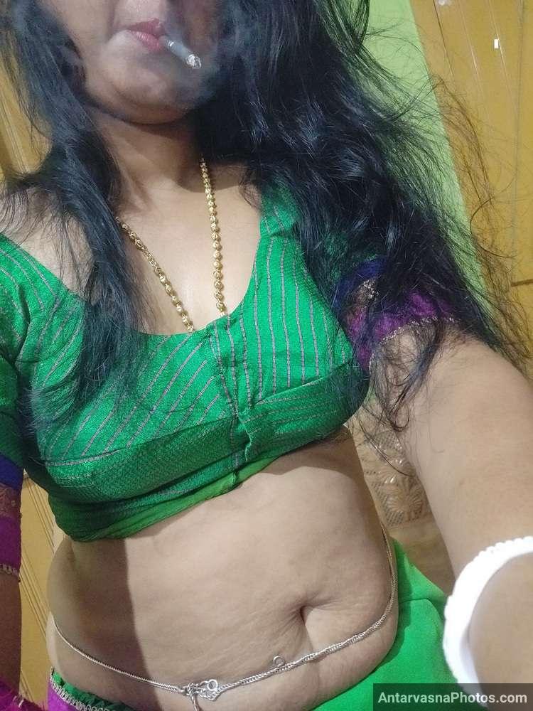 https://pub-5fcdf72a54cd4edbb03ec3edaa415a42.r2.dev/nakedleaks/rural_mature_lady_saree_undressing_images/5.jpg