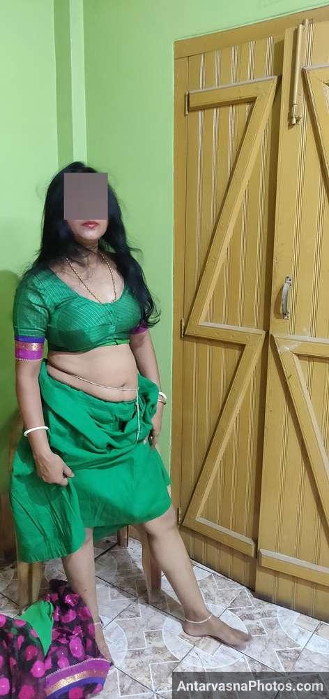 https://pub-5fcdf72a54cd4edbb03ec3edaa415a42.r2.dev/nakedleaks/rural_mature_lady_saree_undressing_images/9.jpg