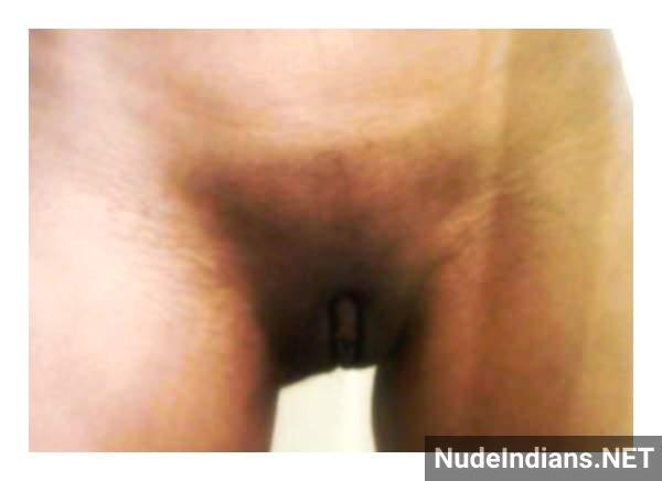 https://pub-5fcdf72a54cd4edbb03ec3edaa415a42.r2.dev/nakedleaks/rural_wife's_private_photos_showcase_intimacy/3.jpg