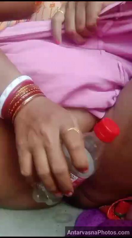https://pub-5fcdf72a54cd4edbb03ec3edaa415a42.r2.dev/nakedleaks/rural_wife_inserts_coca_cola_bottle_in_private_area/1.jpg
