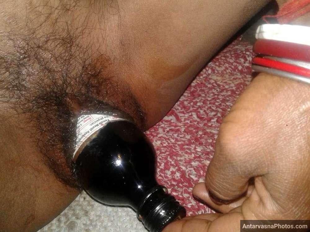https://pub-5fcdf72a54cd4edbb03ec3edaa415a42.r2.dev/nakedleaks/rural_wife_inserts_entire_bottle_in_her_private_area/5.jpg