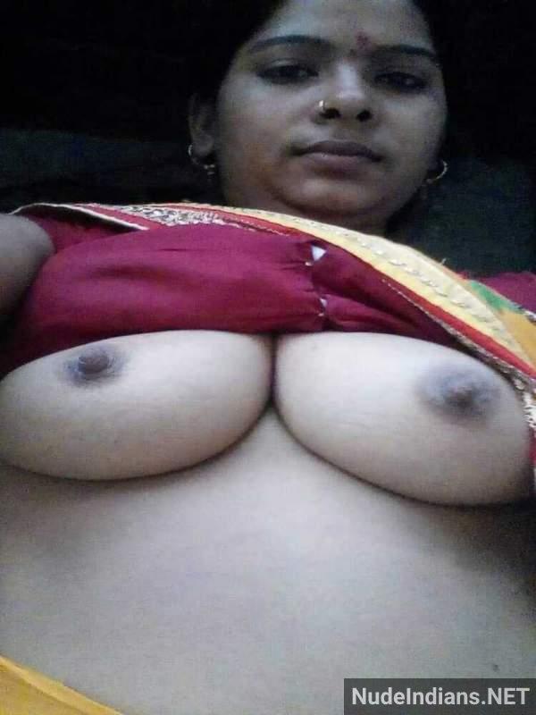 https://pub-5fcdf72a54cd4edbb03ec3edaa415a42.r2.dev/nakedleaks/rural_woman's_exposed_private_parts_and_breasts_displayed/2.jpg