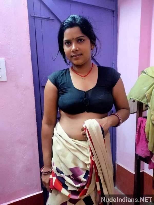 https://pub-5fcdf72a54cd4edbb03ec3edaa415a42.r2.dev/nakedleaks/rural_woman's_exposed_private_parts_and_breasts_displayed/23.jpg