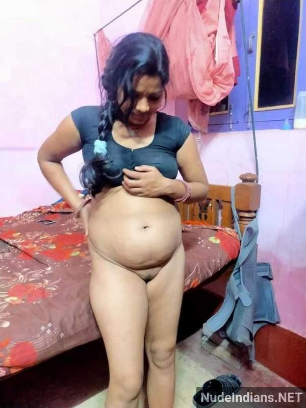 https://pub-5fcdf72a54cd4edbb03ec3edaa415a42.r2.dev/nakedleaks/rural_woman's_exposed_private_parts_and_breasts_displayed/33.jpg