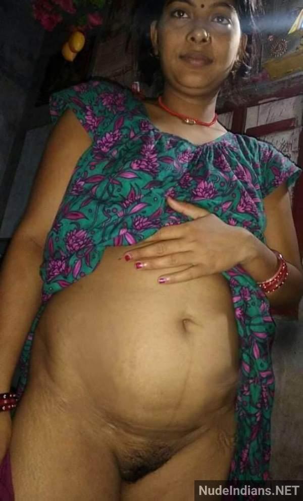 https://pub-5fcdf72a54cd4edbb03ec3edaa415a42.r2.dev/nakedleaks/rural_woman's_exposed_private_parts_and_breasts_displayed/40.jpg