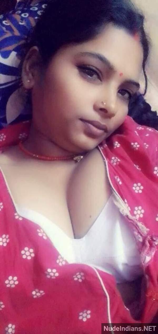 https://pub-5fcdf72a54cd4edbb03ec3edaa415a42.r2.dev/nakedleaks/rural_woman's_exposed_private_parts_and_breasts_displayed/41.jpg