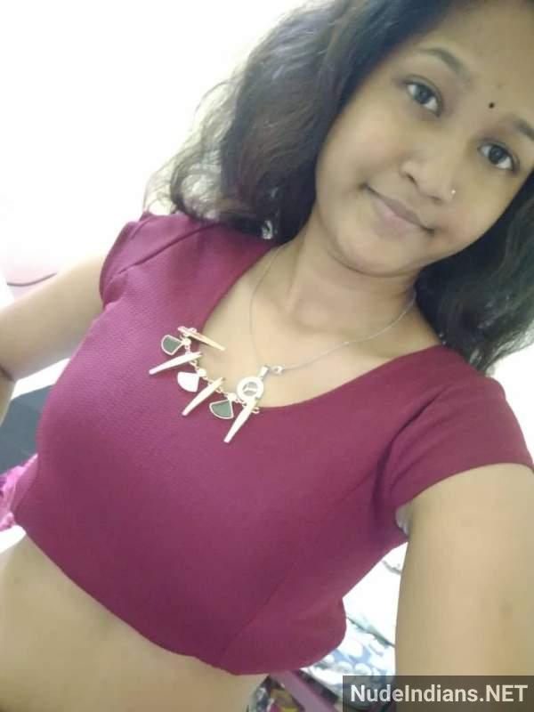 https://pub-5fcdf72a54cd4edbb03ec3edaa415a42.r2.dev/nakedleaks/scandal_in_pune:_provocative_selfies_of_a_young_woman_spread_online/39.jpg