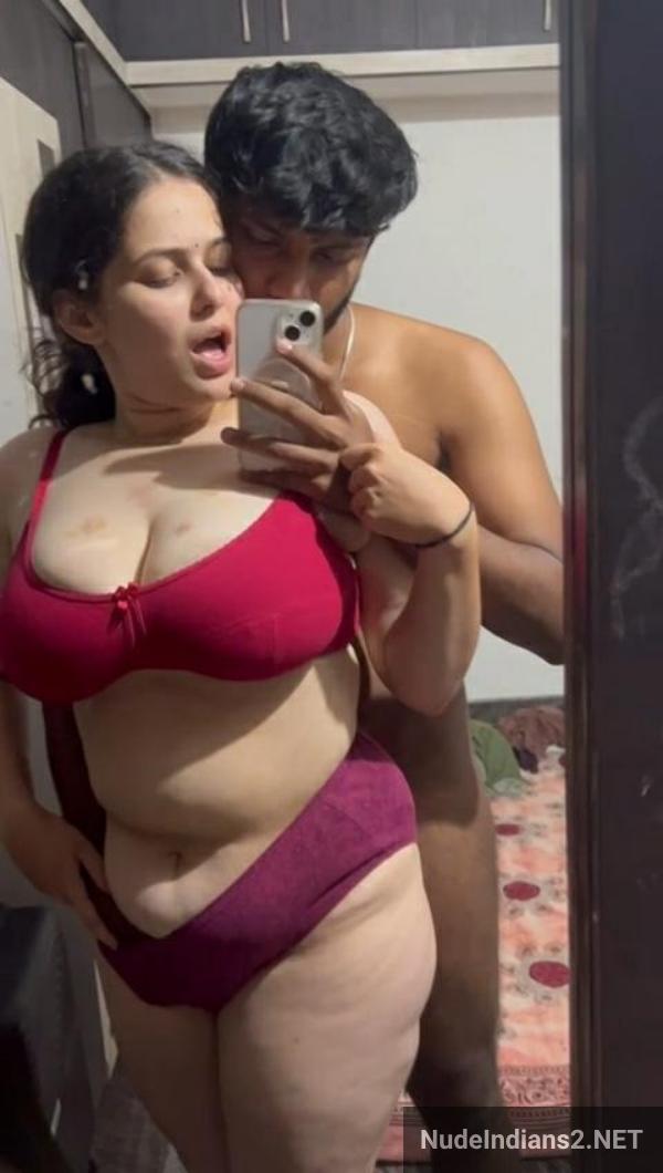 https://pub-5fcdf72a54cd4edbb03ec3edaa415a42.r2.dev/nakedleaks/scandal_involving_bangalore_hr_renuka_rao_and_office_intern/0.jpg