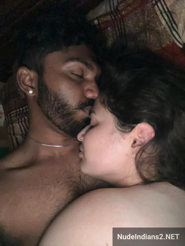 https://pub-5fcdf72a54cd4edbb03ec3edaa415a42.r2.dev/nakedleaks/scandal_involving_bangalore_hr_renuka_rao_and_office_intern/11.jpg