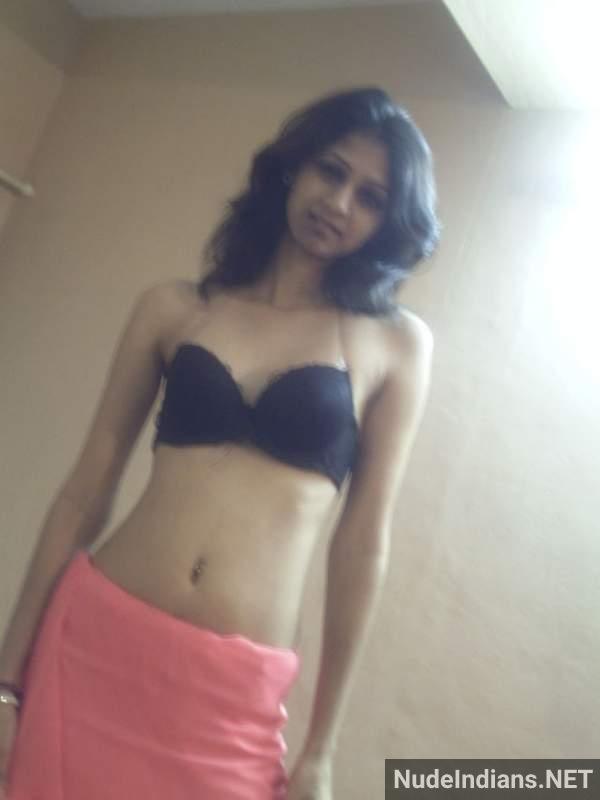 https://pub-5fcdf72a54cd4edbb03ec3edaa415a42.r2.dev/nakedleaks/scandal_of_viral_nude_selfies_by_gujarati_nri_girlfriend/6.jpg
