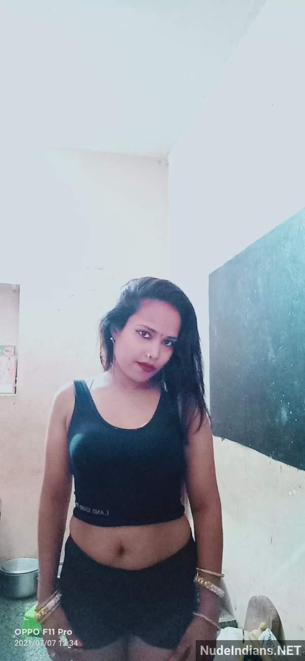 https://pub-5fcdf72a54cd4edbb03ec3edaa415a42.r2.dev/nakedleaks/scandalous_kanpuriya_wife_devar_intimate_images/56.jpg