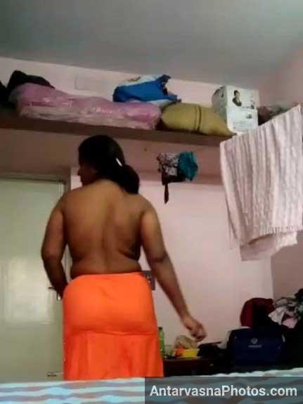 https://pub-5fcdf72a54cd4edbb03ec3edaa415a42.r2.dev/nakedleaks/scenic_indian_village_aunt's_sensual_photos/1.jpg